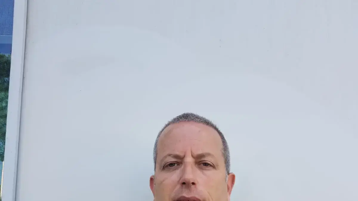 ירון בר