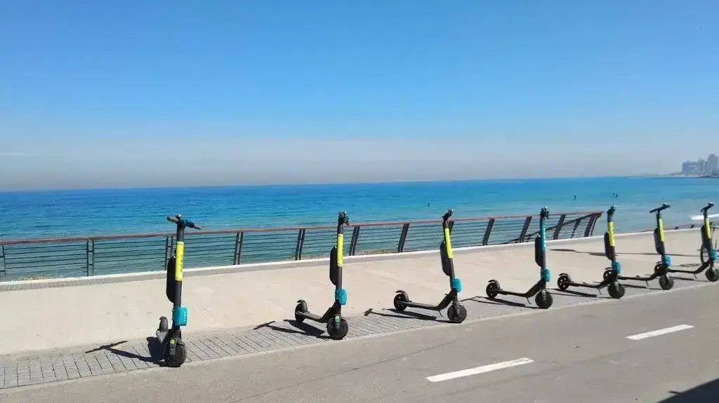 קורקינט WIND