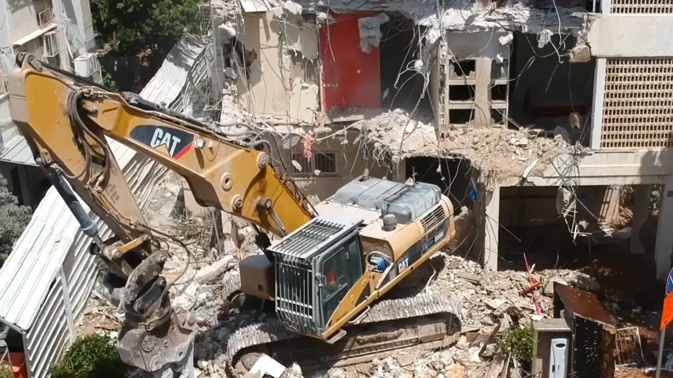 בניין עובר תמ"א 38 מסוג פינוי בינוי