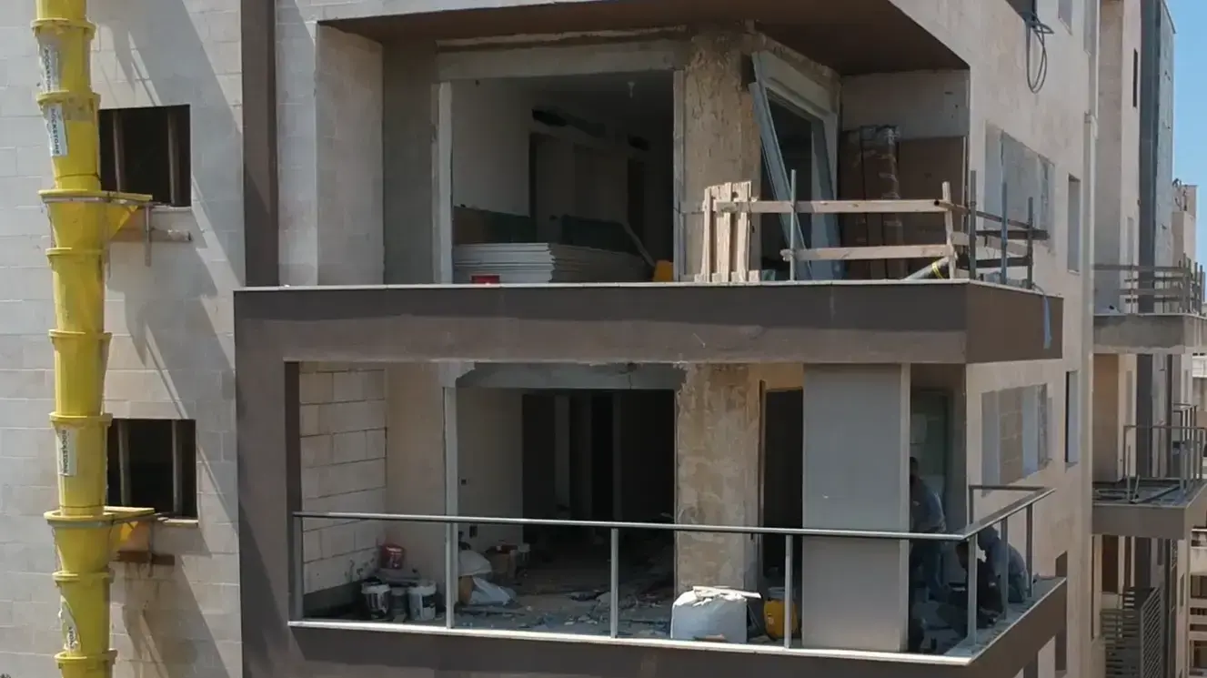 בניין עובר בנייה במסגרת תמ"א 38