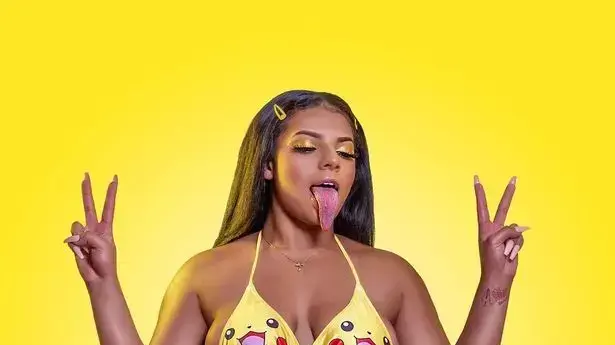עושה כסף מתמונות של הלשון עושה כסף מתמונות של הלשון