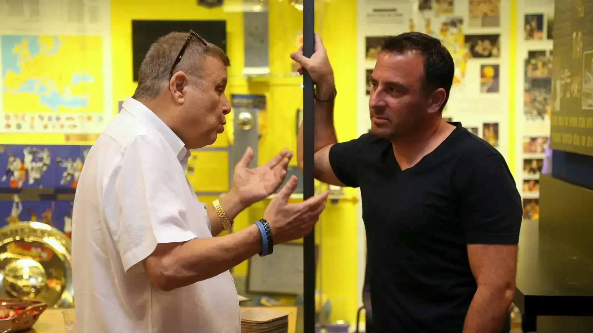 שי רקנאטי עם דייויד פדרמן בעלי מכבי תל אביב