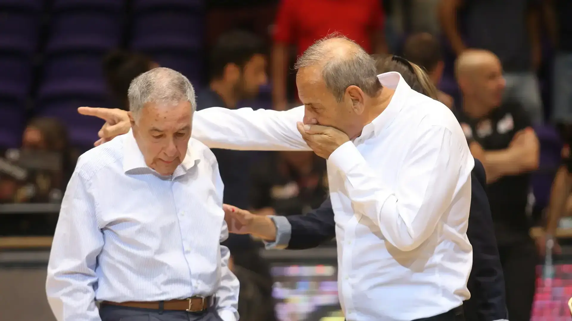 יו"ר מכבי תל אביב שמעון מזרחי עם יו"ר מנהלת הליגה שמואל פרנקל