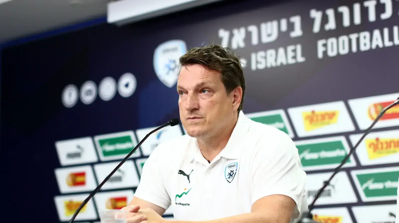 אנדי הרצוג מאמן נבחרת ישראל פלייר