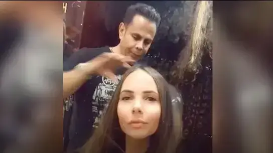 רוית אסף עם מעצב השיער אופק אהרוני