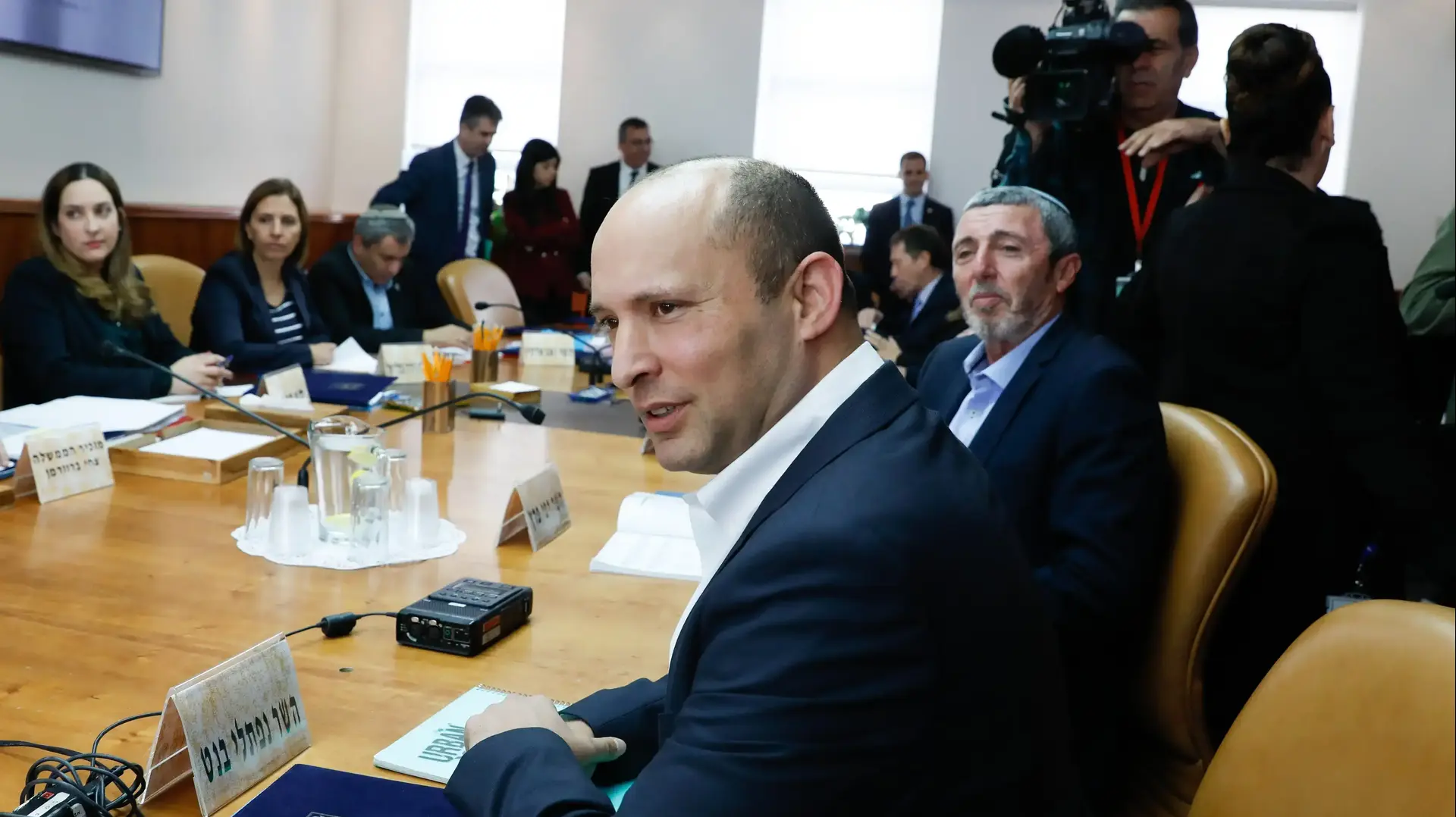 שר הביטחון נפתלי בנט בישיבת ממשלה, 17 בנובמבר 2019