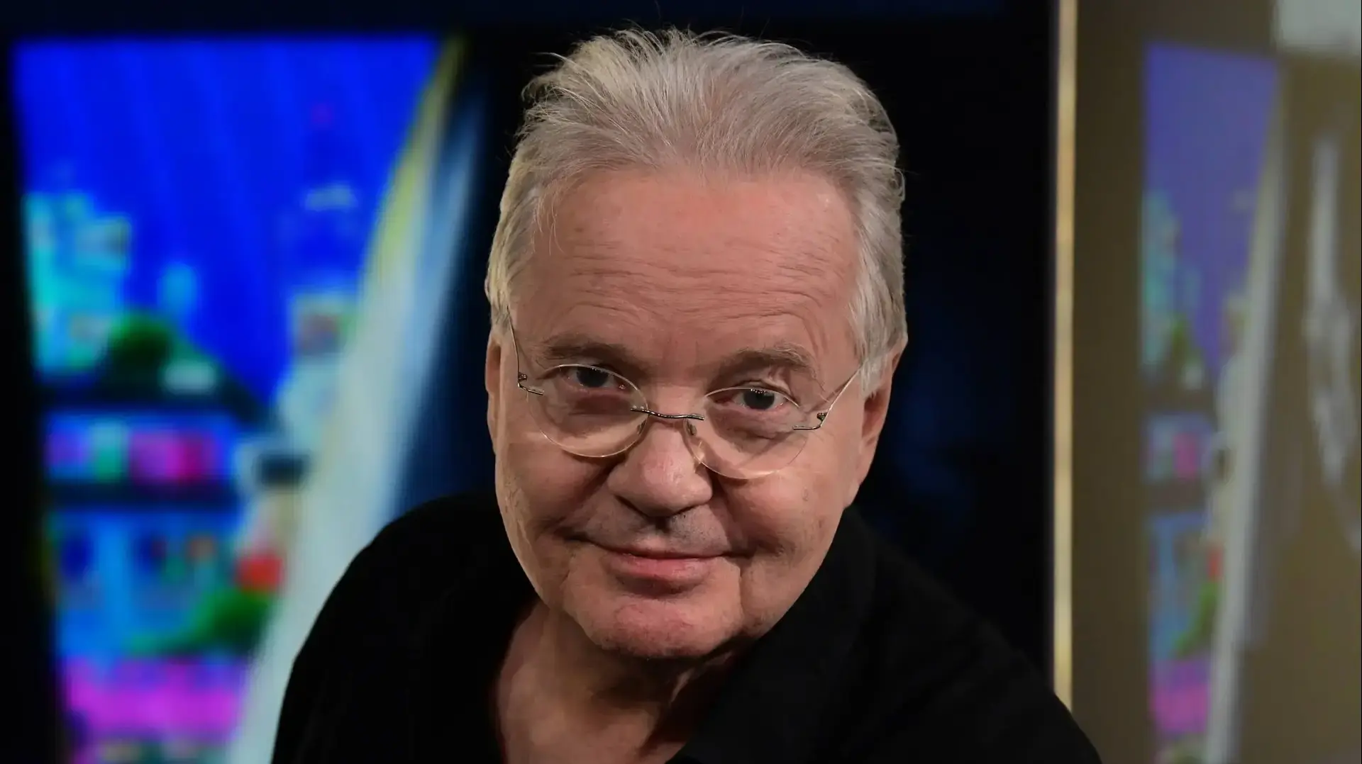 אלון אולארצ'יק באולפן וואלה! NEWS