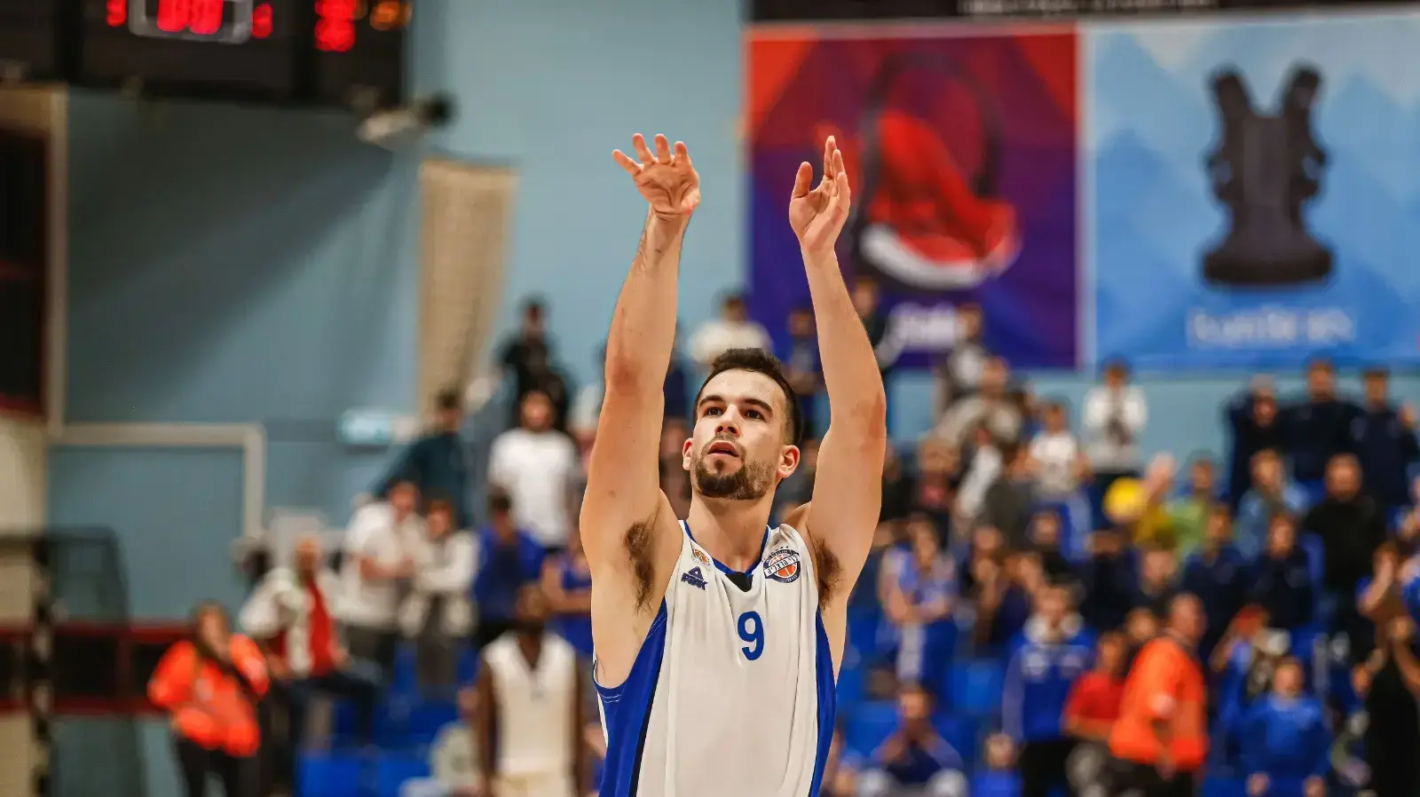 אור לאומי שחקן בני הרצליה אור לאומי שחקן בני הרצליה