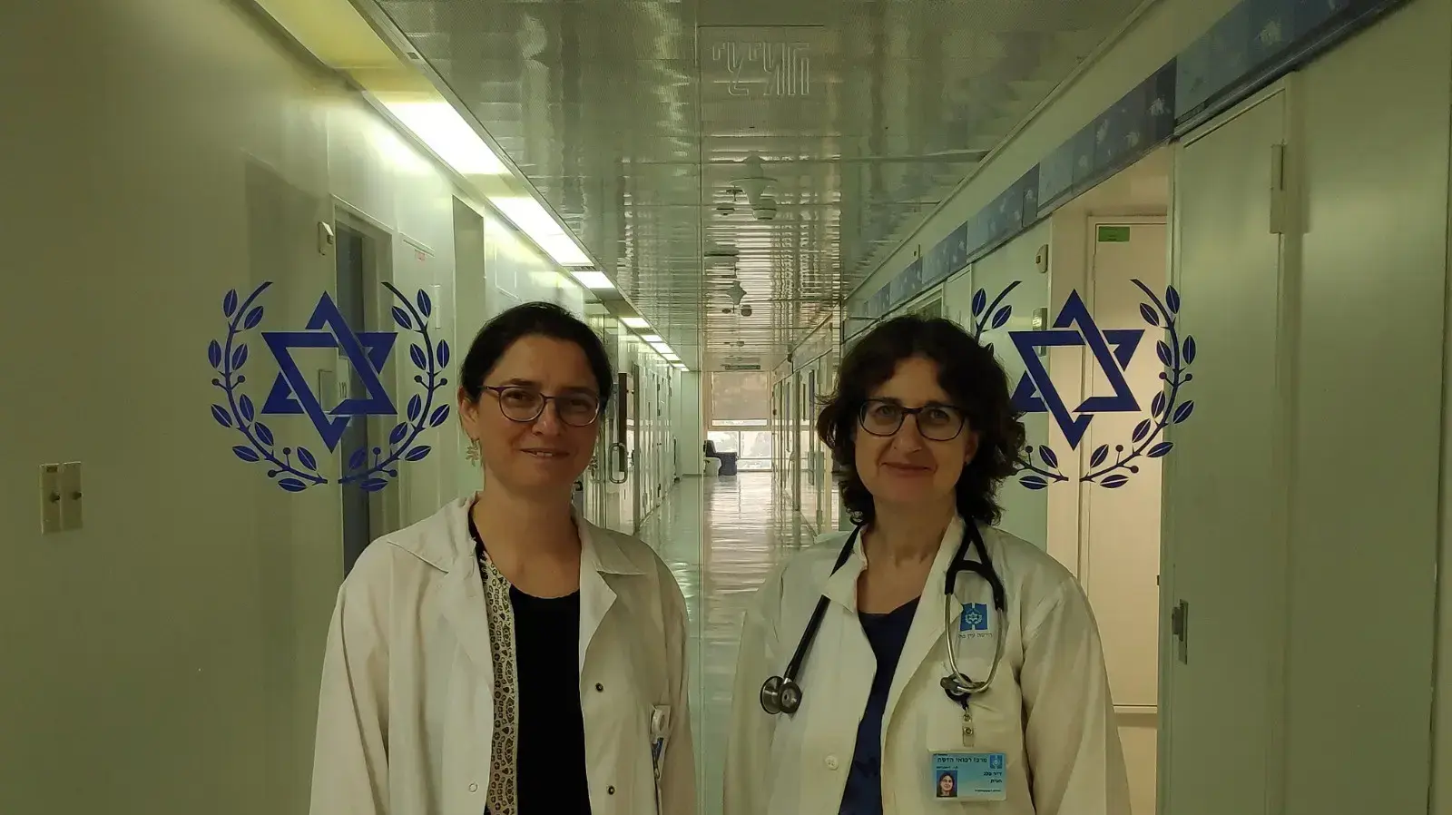 דר חגית פלג מימין ודר בתיה אבני משמאל