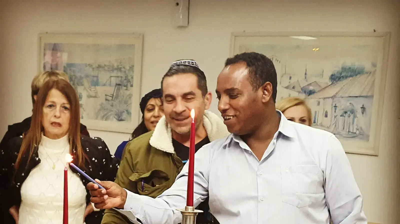 גדי יברקן בהדלקת נרות גדי יברקן בהדלקת נרות