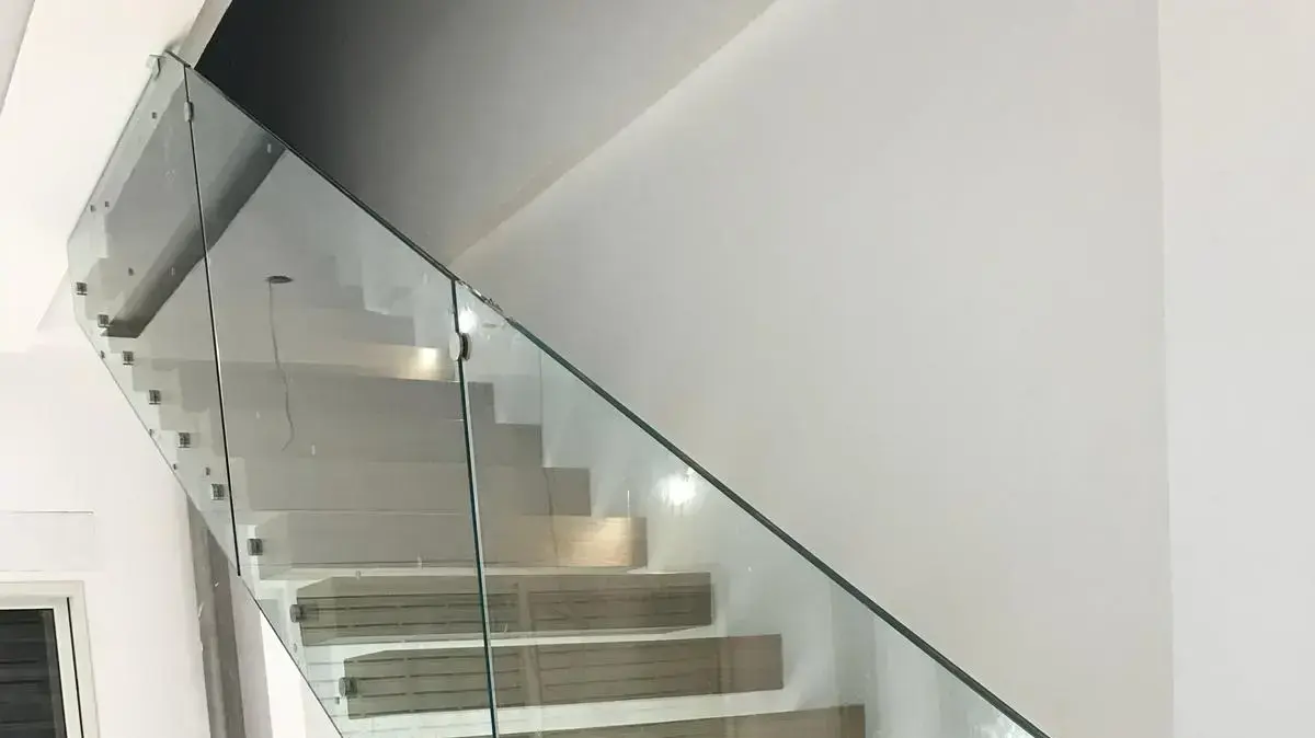 פרנקו מחסן זכוכיות