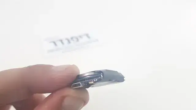 דיפנדר מכשיר הקלטה זעיר