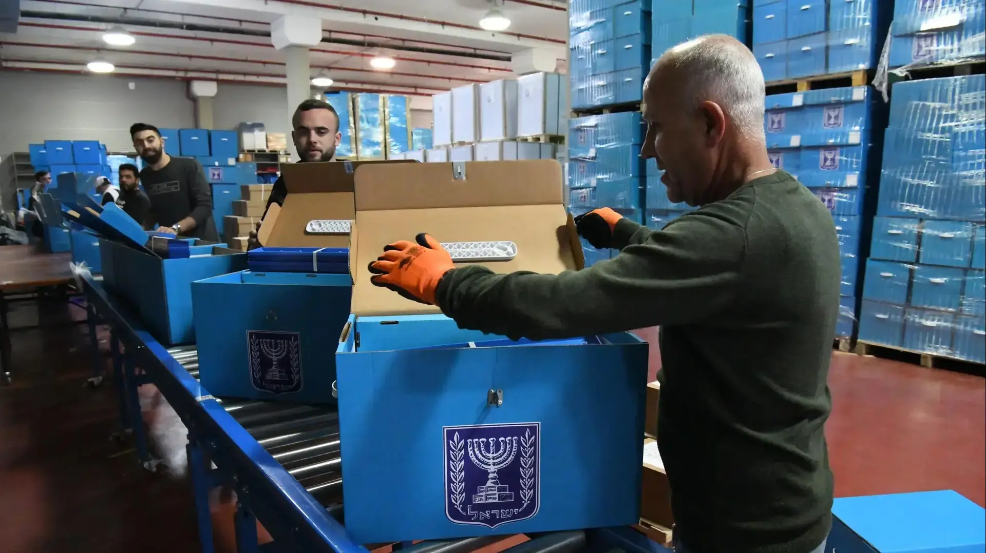 מחסן ועדת הבחירות 2020 בשוהם, 12 בפברואר 2020