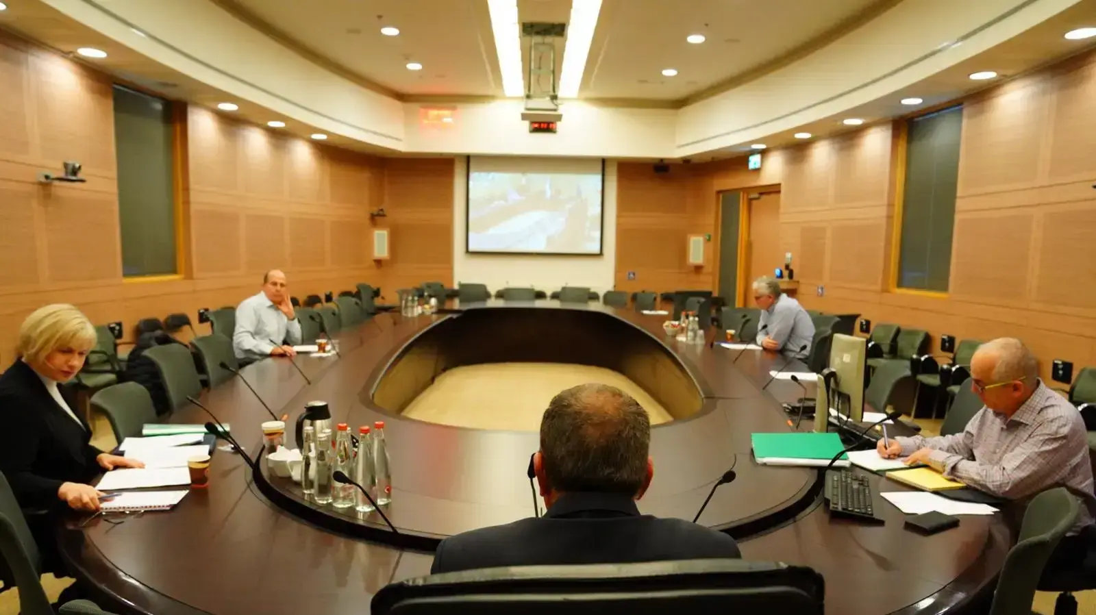 גבי אשכנזי בדיון על איכוני הטלפונים, כנסת