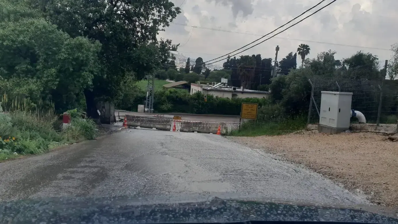 מחסום הוצב בגבול כפר חסידים רכסים, 10 באפריל 2020