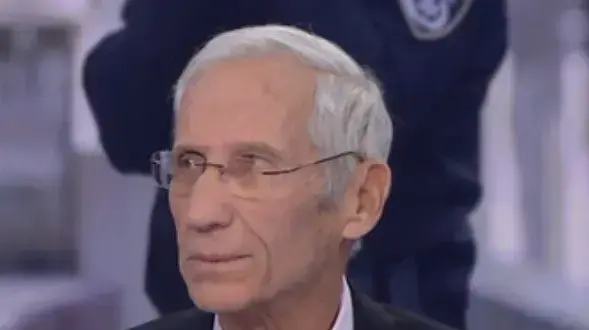 יורם לס אולפן שישי