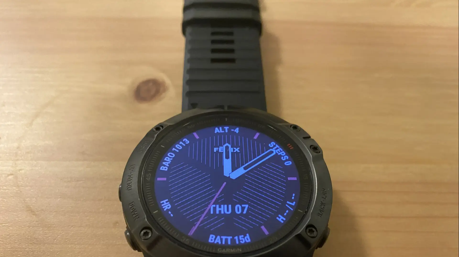שעון גרמין Fenix 6X Sapphire