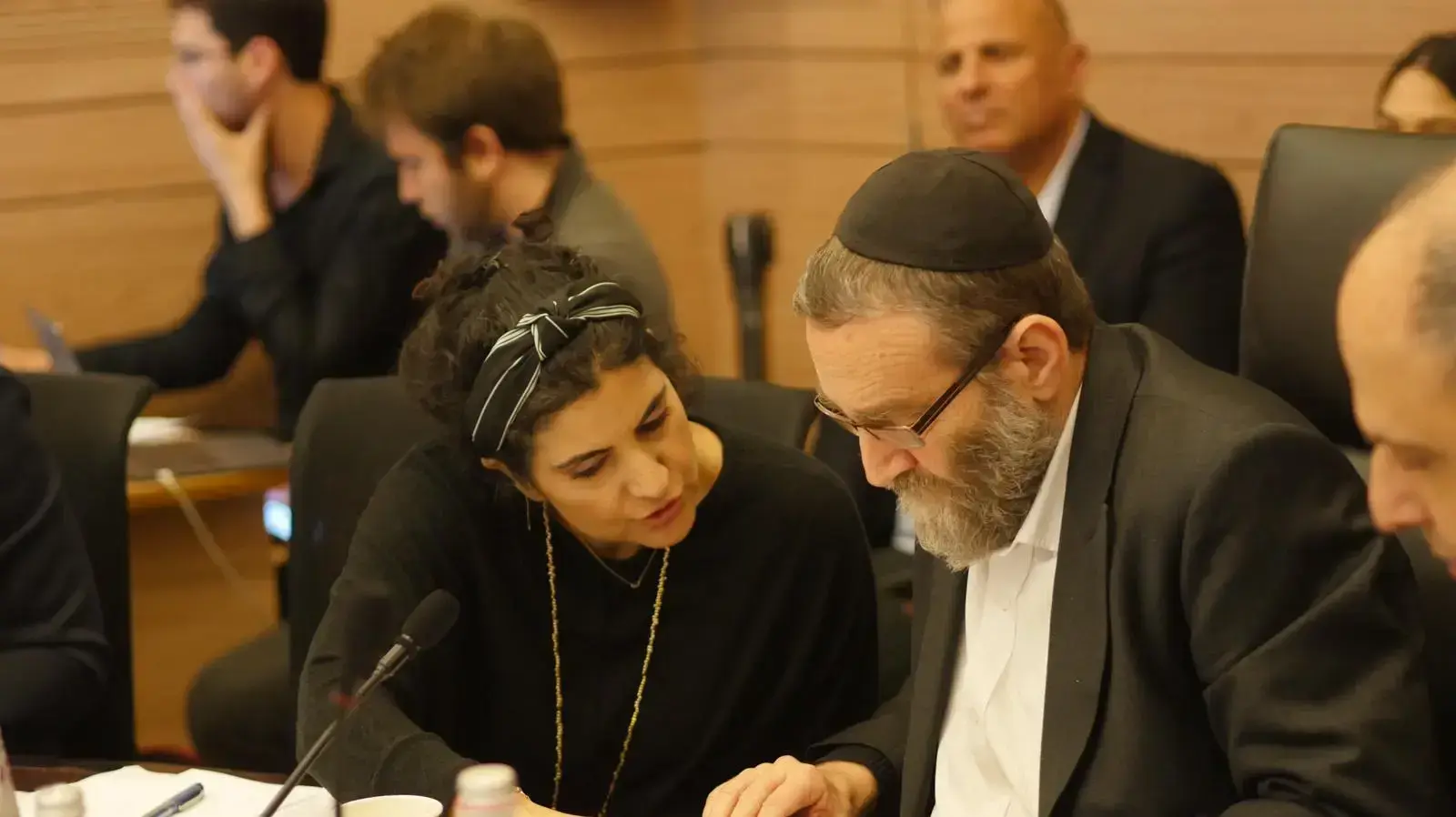 עו"ד שגית אפיק, מיכל רוזנבוים 
וחבר הכנסת, משה גפני