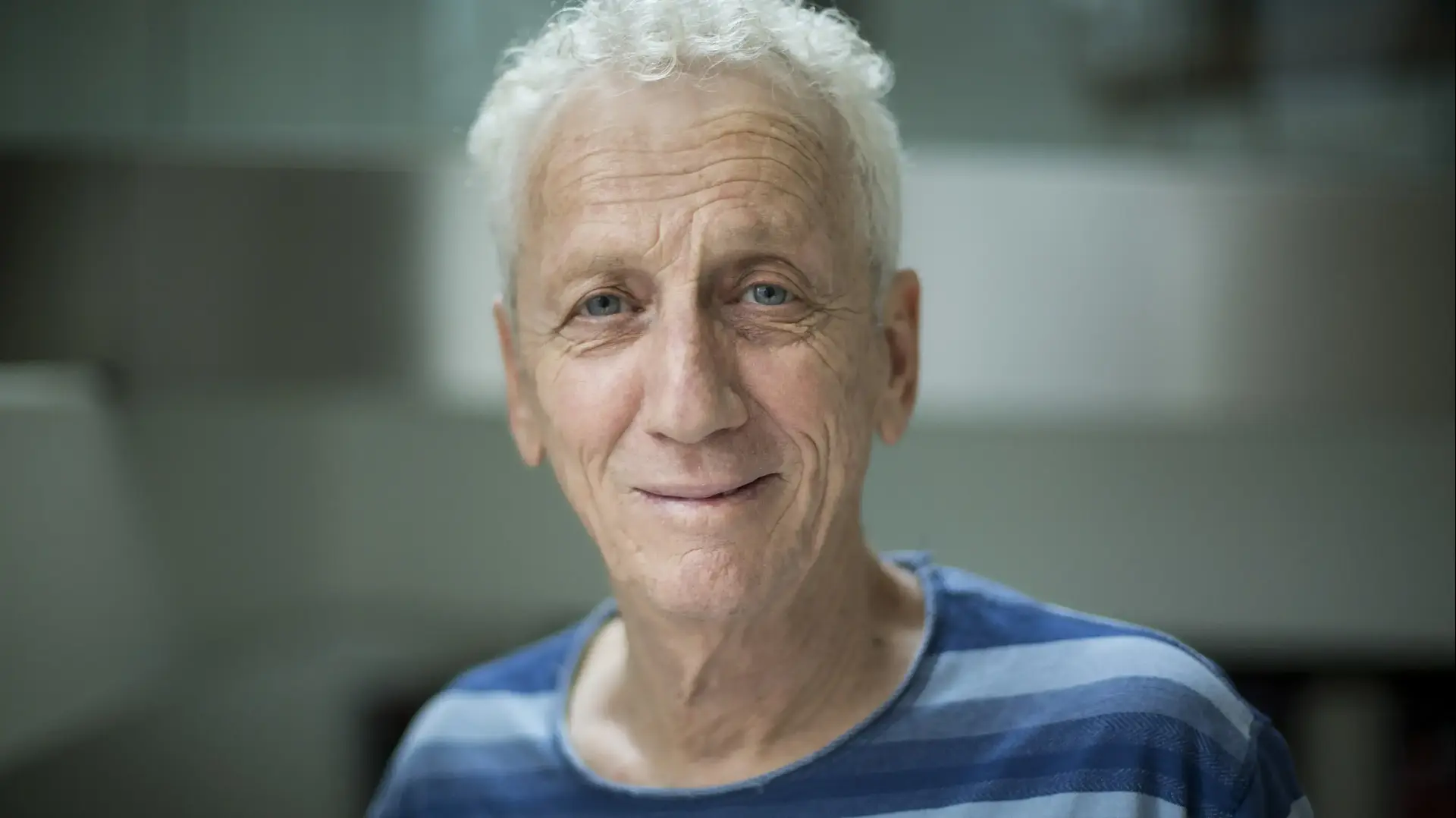 מוני מושונוב