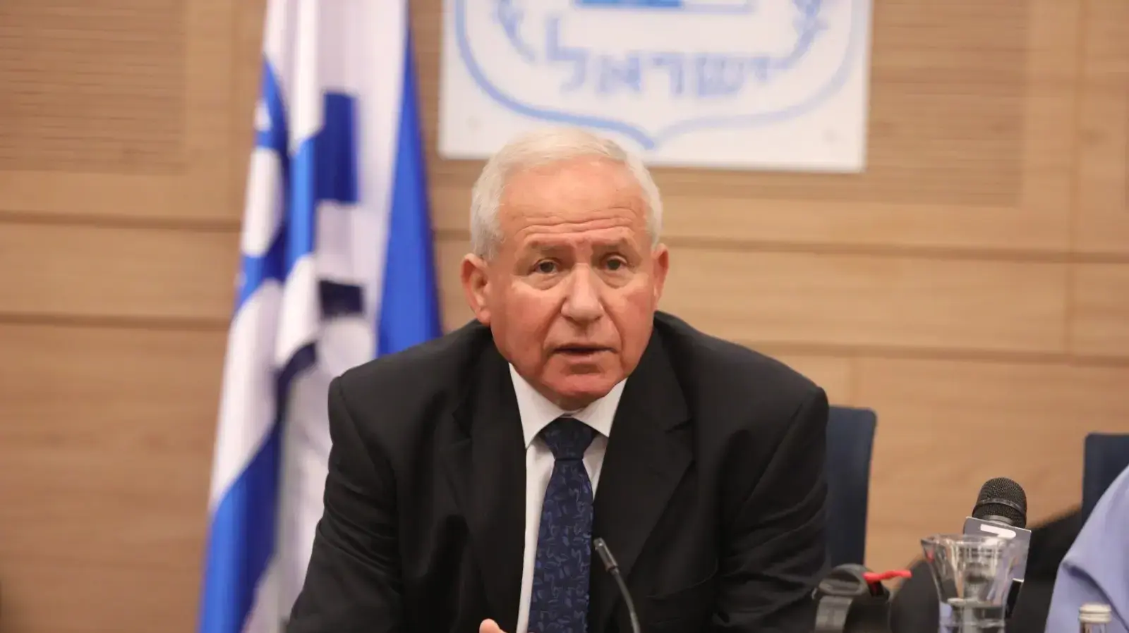 הוועדה המיוחדת לפיקוח על הקרן לניהול הכנסות המדינה מהיטל על רווחי גז ונפט. 8ב ביוני 2020