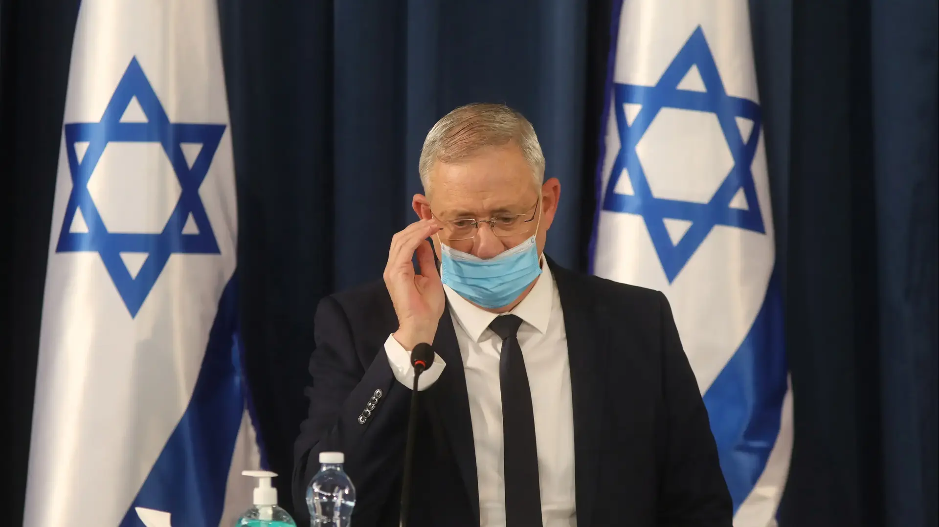 שר הביטחון וראש הממשלה החליפי בני גנץ בישיבת הממשלה בירושלים ב-7 ביוני 2020