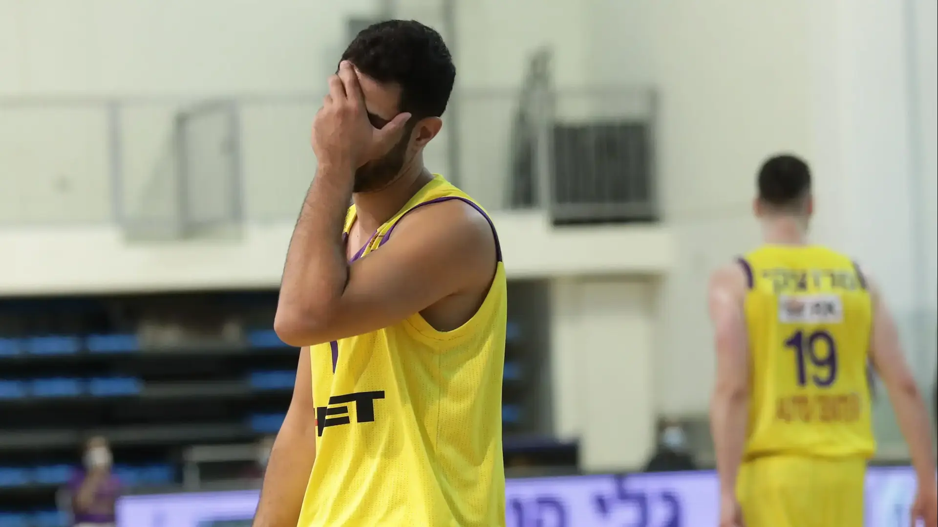 שחקן הפועל חולון, שלומי הרוש
