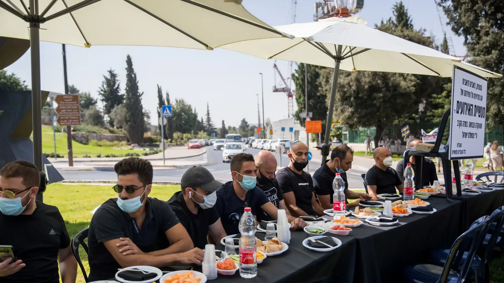 הפגנת בעלי האולמות מול מעון רה"מ בירושלים 26 ביולי 2020
