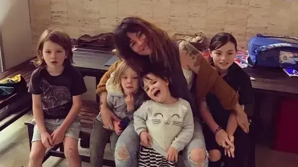 הבלוגרית קונסטנס הול