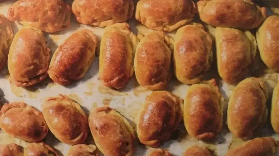 בוריקיטס ממולא חציל ופטה מתוך הספר גרקו מטבח יווני