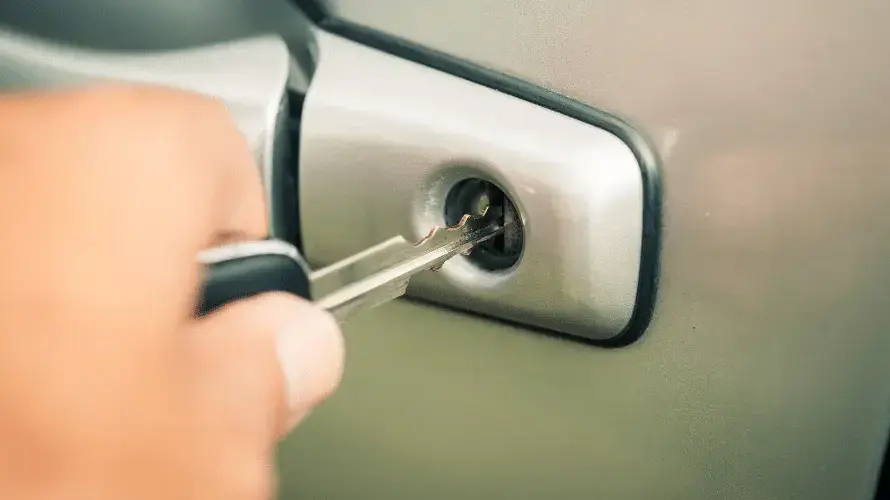 מנעול רכב