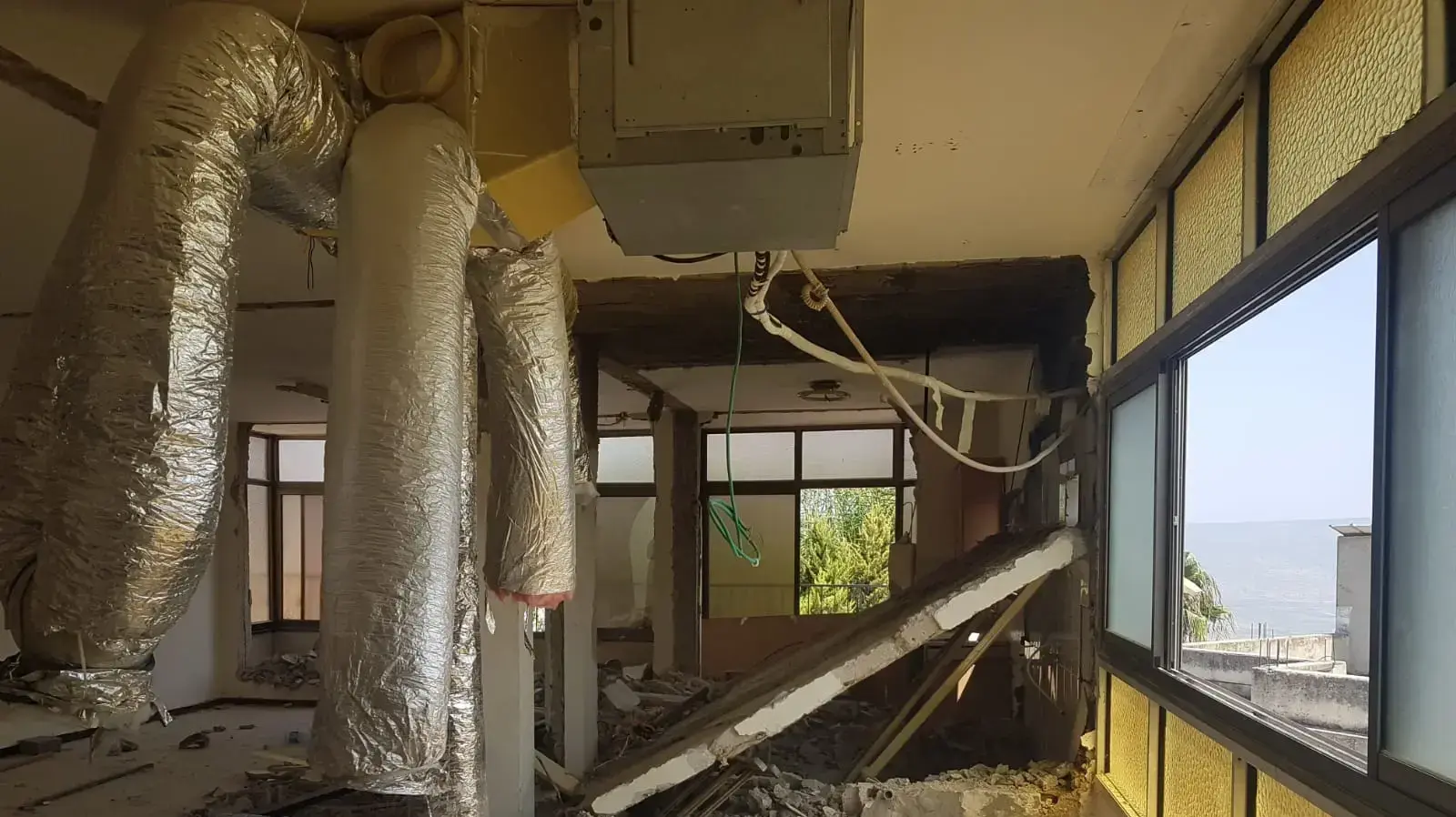 זירת תאונה בה נפלה תקרה ,ובה נהרג גבר אחד ואחד אחר נפצע בינוני.
31 לאוגוסט 2020