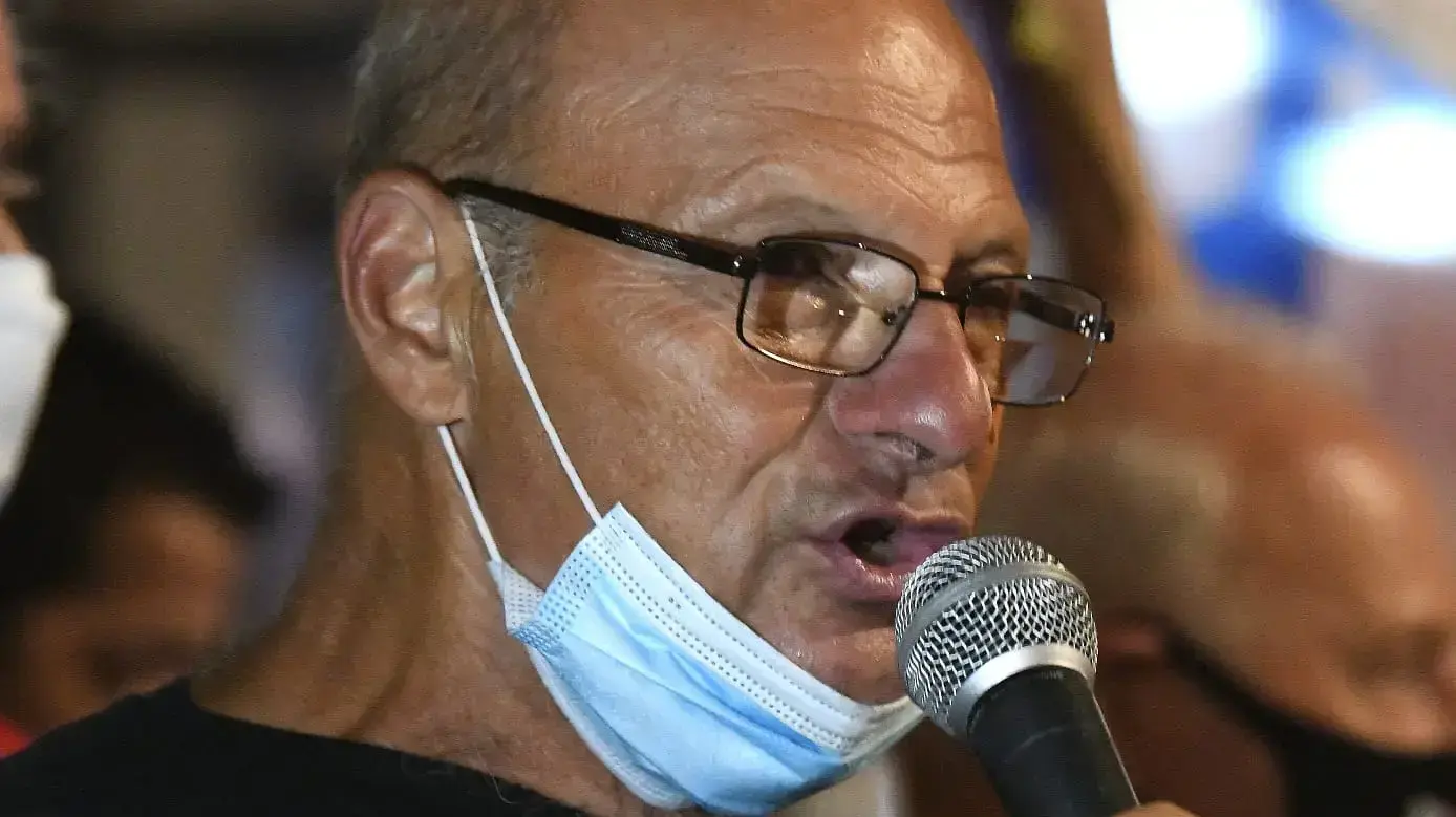 תא"ל במיל', אמיר השכל במהלך נאומו במסגרת מפגן שיירת הצוללות בבלפור, ירושלים 14 באוטקובר 2020 תא"ל במיל', אמיר השכל במהלך נאומו במסגרת מפגן שיירת הצוללות בבלפור, ירושלים 14 באוטקובר 2020