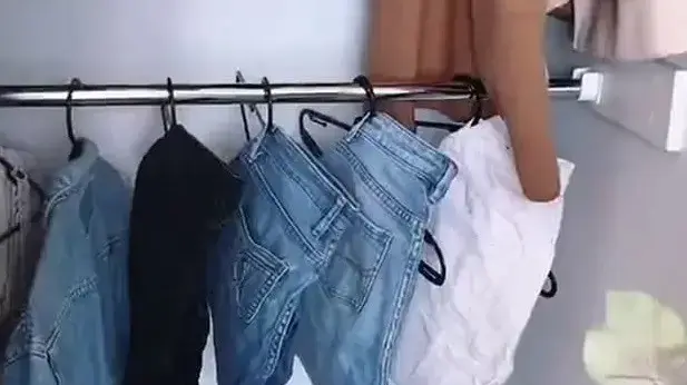 טריק לתליית ג'ינס בארון