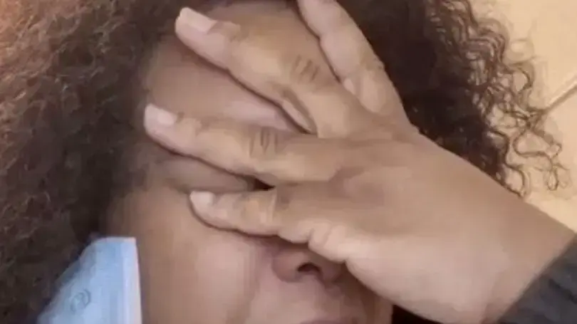 סבתא שלחה תמונת עירום