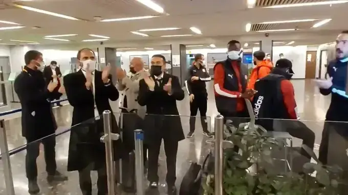 סיבאספור "תקועה" בנמל התעופה בן גוריון סיבאספור "תקועה" בנמל התעופה בן גוריון