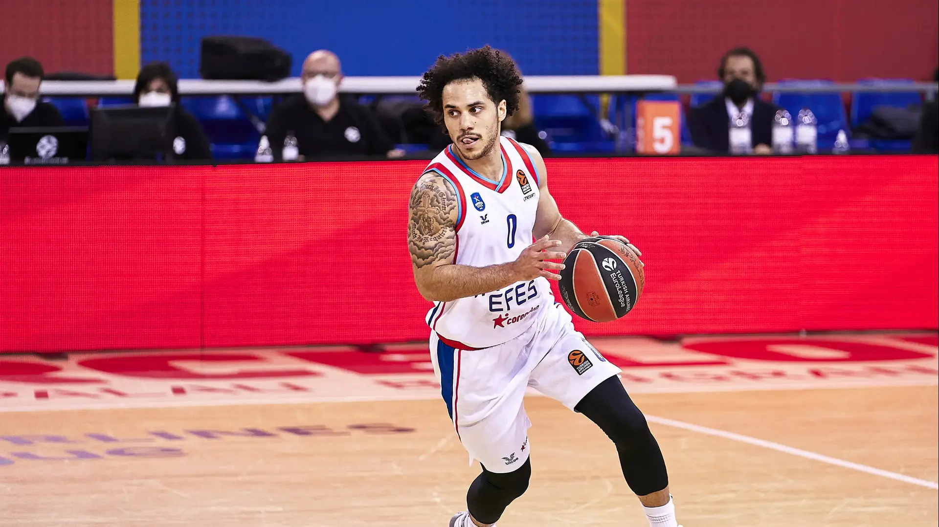 שיין לארקין שחקן אנאדולו אפס