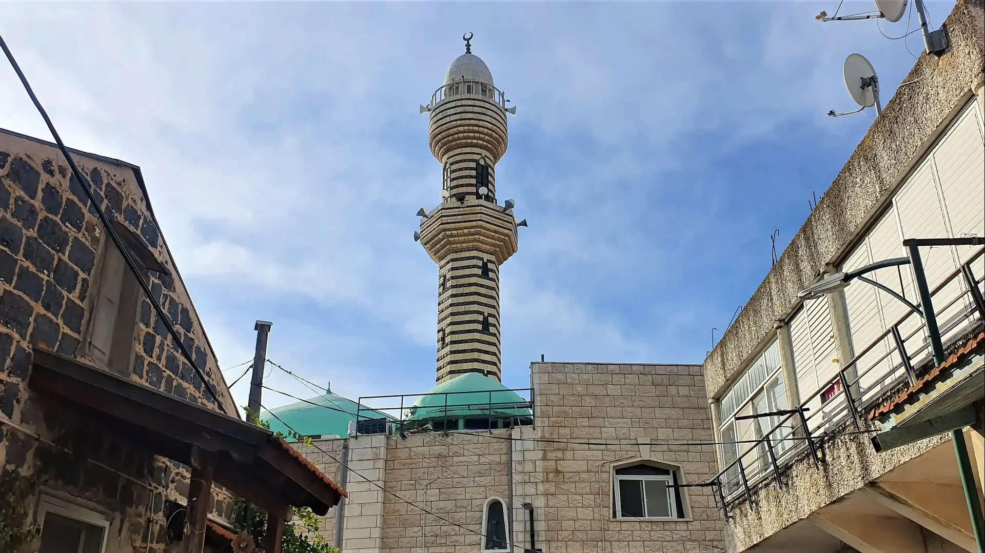 המסגד בכפר כמא