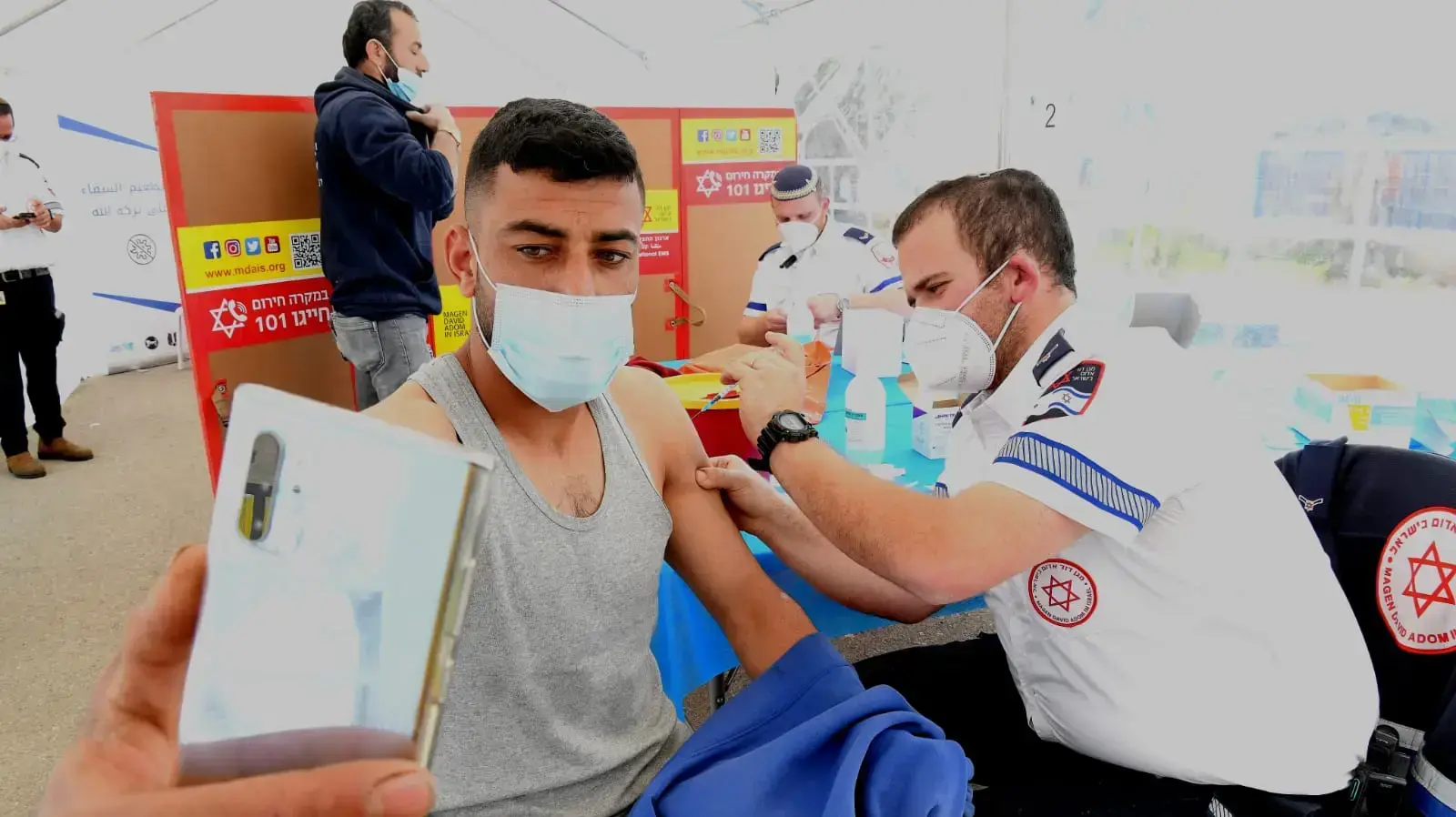 מבצע החיסונים לפועלים הפלסטיניים בישראל ובהתיישבות | מעבר מיתר 8 במרץ 2021