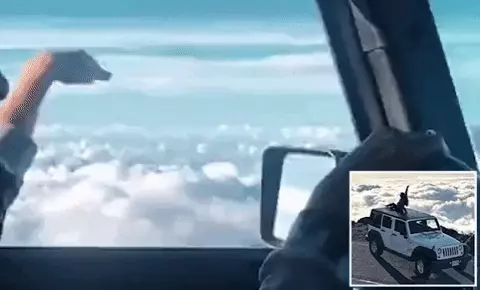 הצעירה שנוהגת "בשמיים"