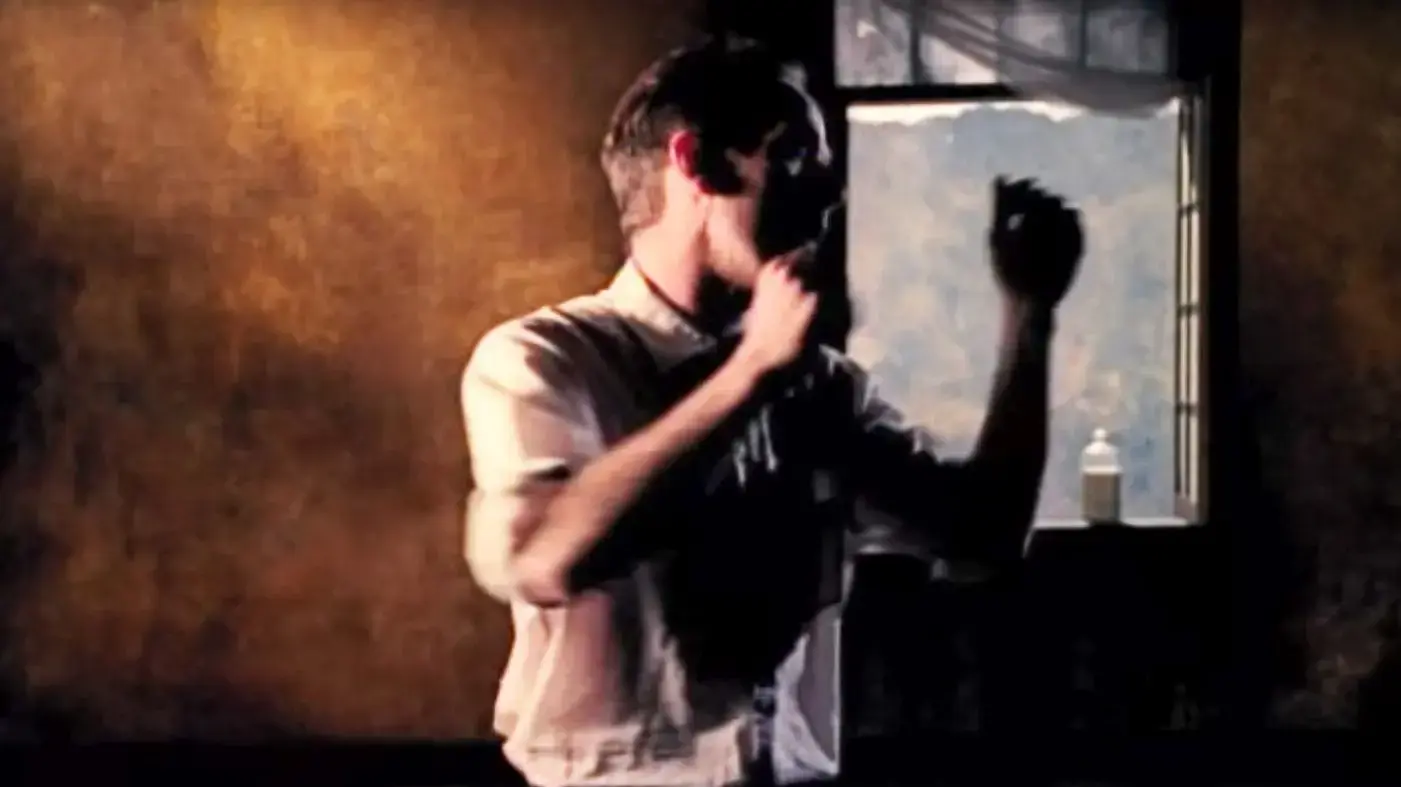 R.E.M, מייקל סטייפ מתוך הקליפ ל-"Losing My Religion"