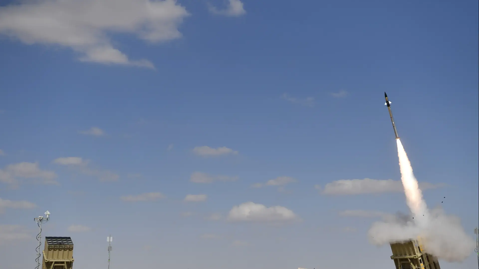 מינהלת "חומה" במפא"ת שבמשרד הביטחון וחברת רפאל השלימו בהצלחה סדרת ניסויים מתקדמת במערכת הנשק "כיפת ברזל"