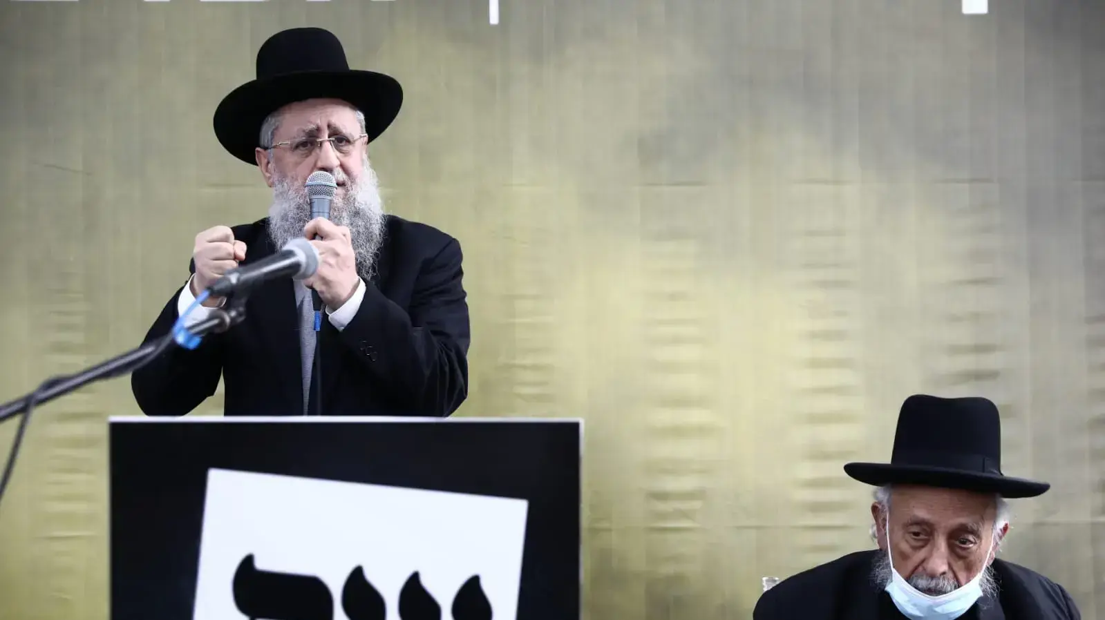 הרב דוד יוסף, חבר מועצת חכמי התורה של ש"ס, בכנס