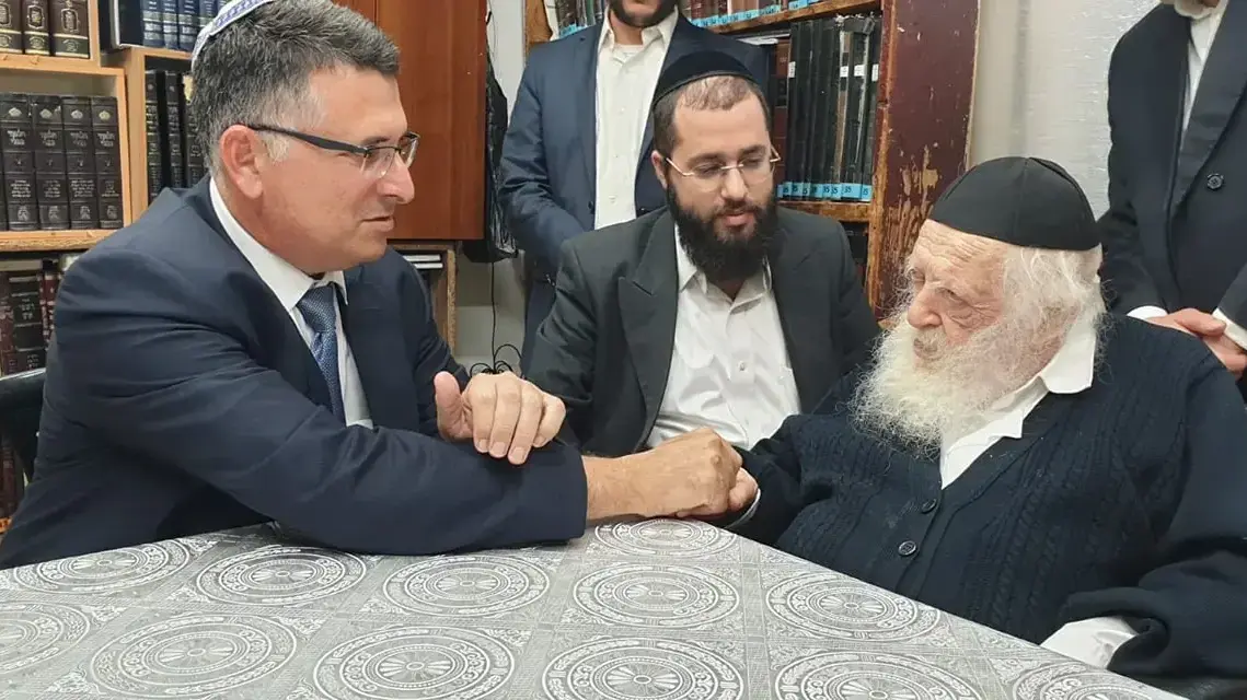 גדעון סער אצל קנייבסקי 2017