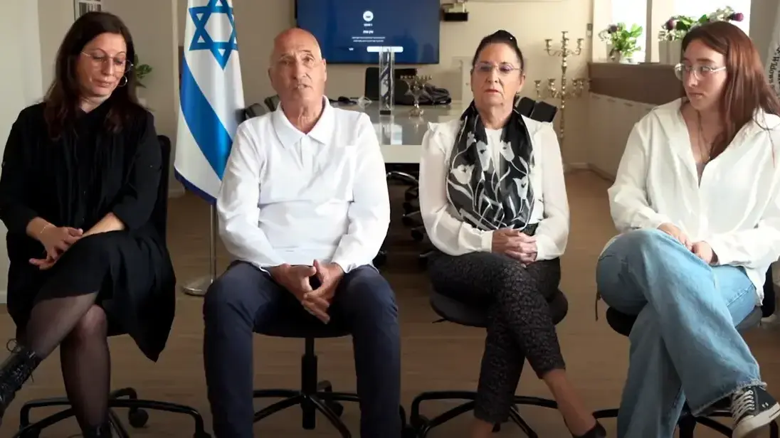 יד לבנים - וידיאו
