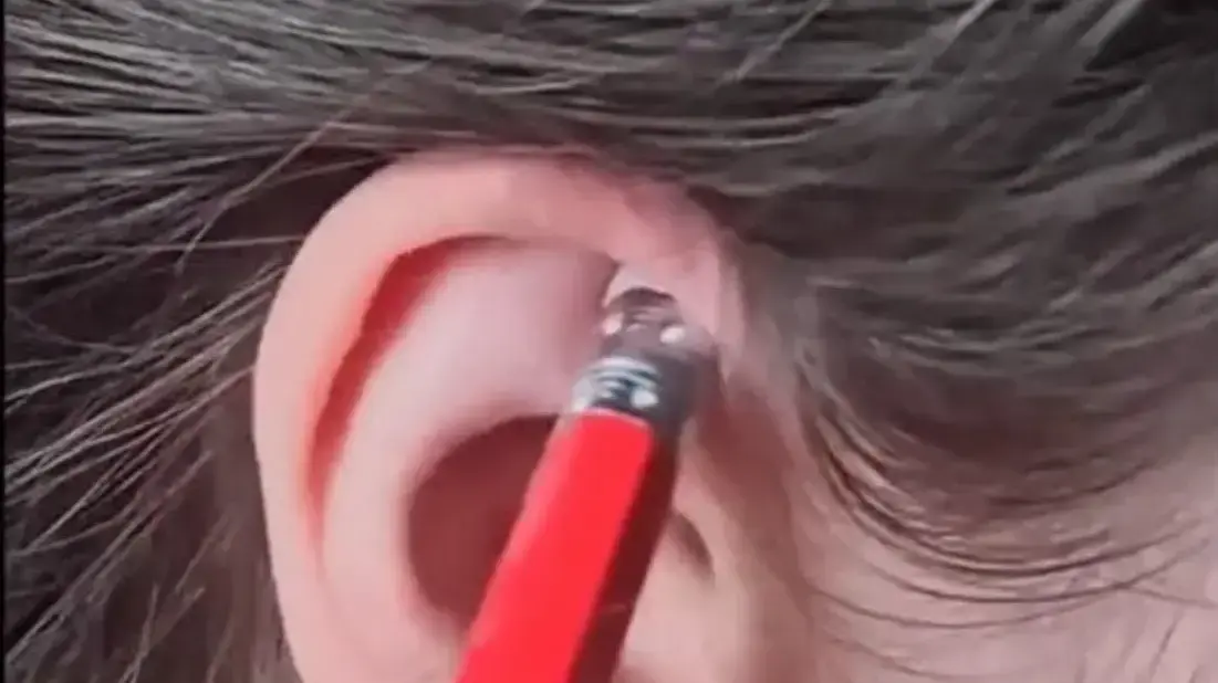 טריק העיפרון שמונע כאבי מחזור