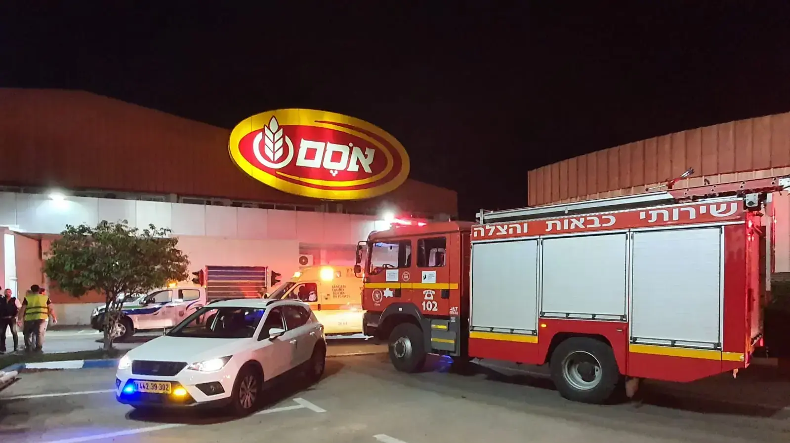 נפילת רקטה סמוך למפעל אסם בשדרות, 17 במאי 2021
