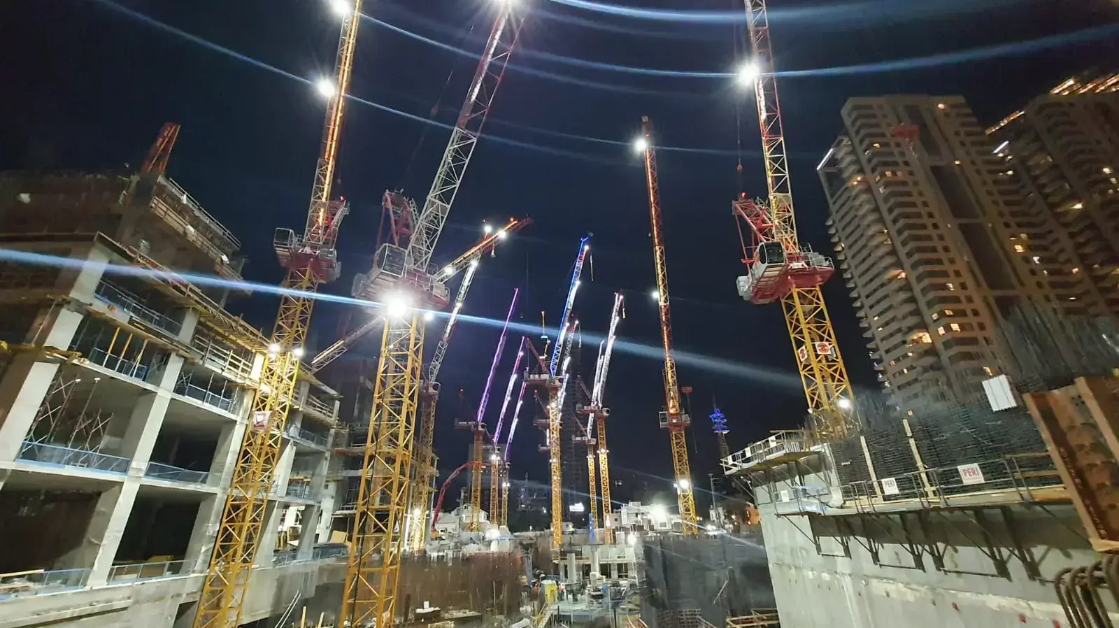 מנופים בשרונה, ת"א 10 ביולי 2021