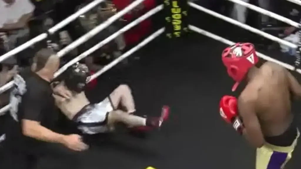 למאר אודום ארון קרטר קרב אגרוף למאר אודום ארון קרטר קרב אגרוף