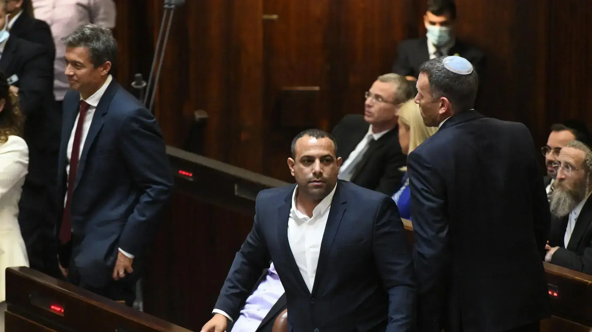 אביר קארה בישיבת השבעת הממשלה, 14 ביוני 2021