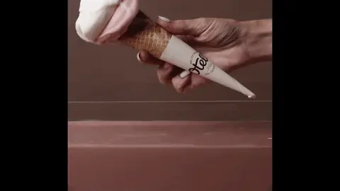 גלידה אוטלו